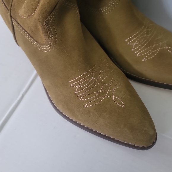 Band Of The Free Austin Western Boot In Tan - Picture 5 of 12